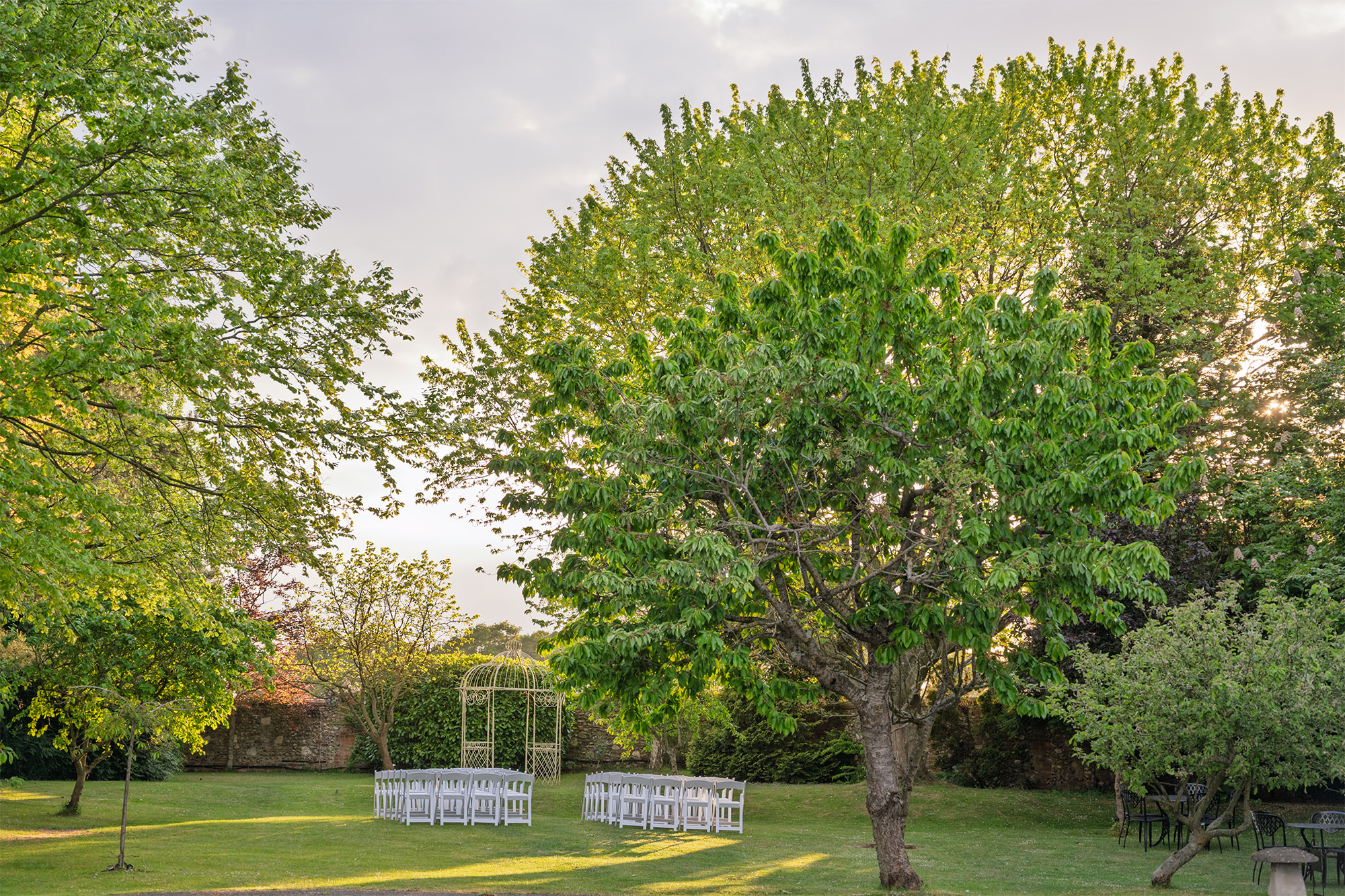 outdoor-ceremony-space-2