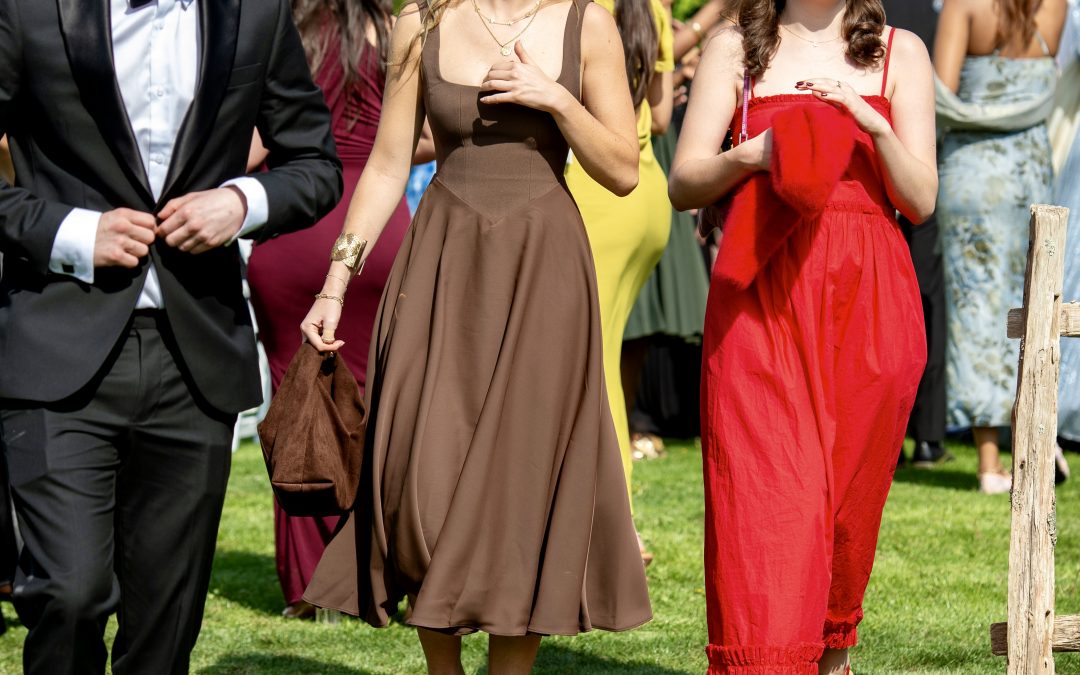 How To Enjoy A Summer Wedding